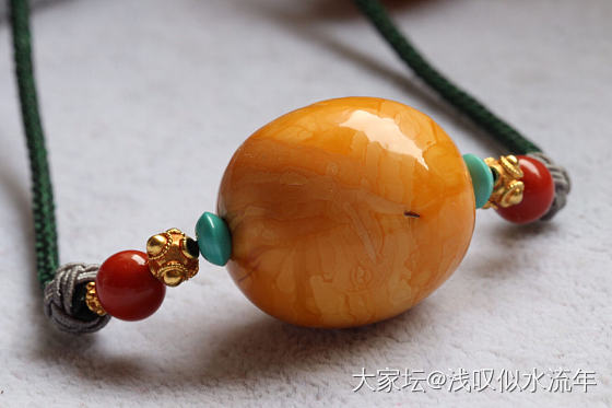 老蜜蜡锁骨项链，百搭啊_琥珀蜜蜡