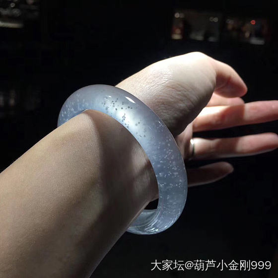 关于手现在翡翠行的那些事_翡翠