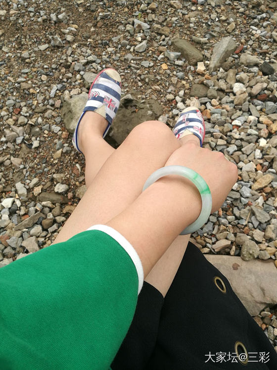 江边浪一圈⭕_手镯翡翠