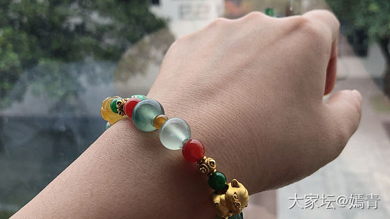 好久没发我的彩虹串啦_珠串翡翠