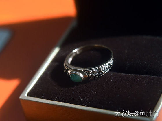 一只花臂戒_戒指翡翠