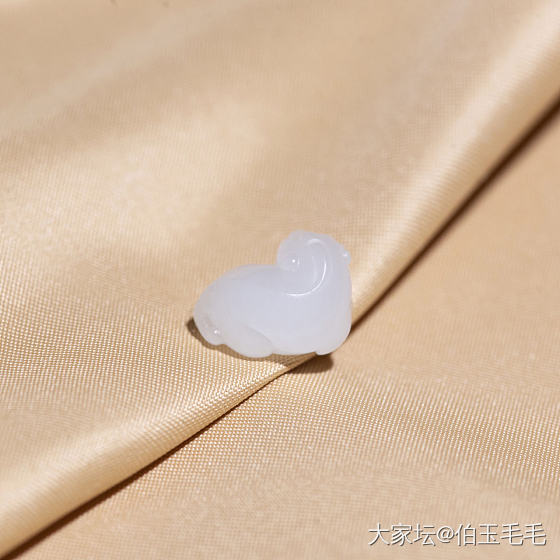 小貔貅 完美品相2.2克 做戒面太漂亮了~_和田玉