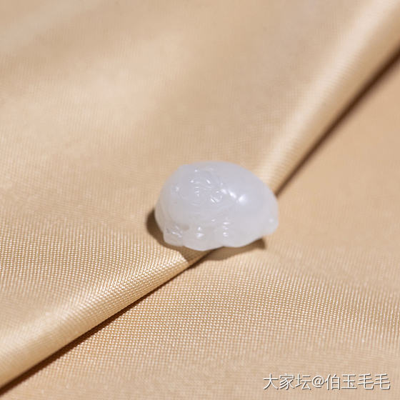 小貔貅 完美品相2.2克 做戒面太漂亮了~_和田玉