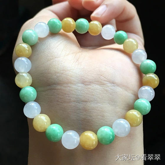 也是老公前几天买的是900，大家给看看_珠串翡翠