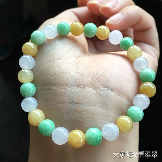 也是老公前几天买的是900，大家给看看_珠串翡翠