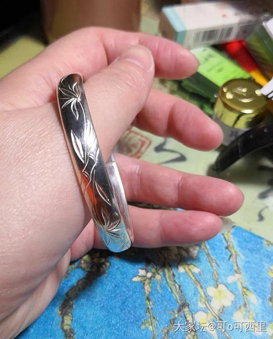 很少人谈的 豪朴斜刻 竹歌_手镯银