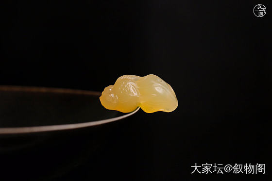 细雨鱼儿出，微风燕子斜_和田玉