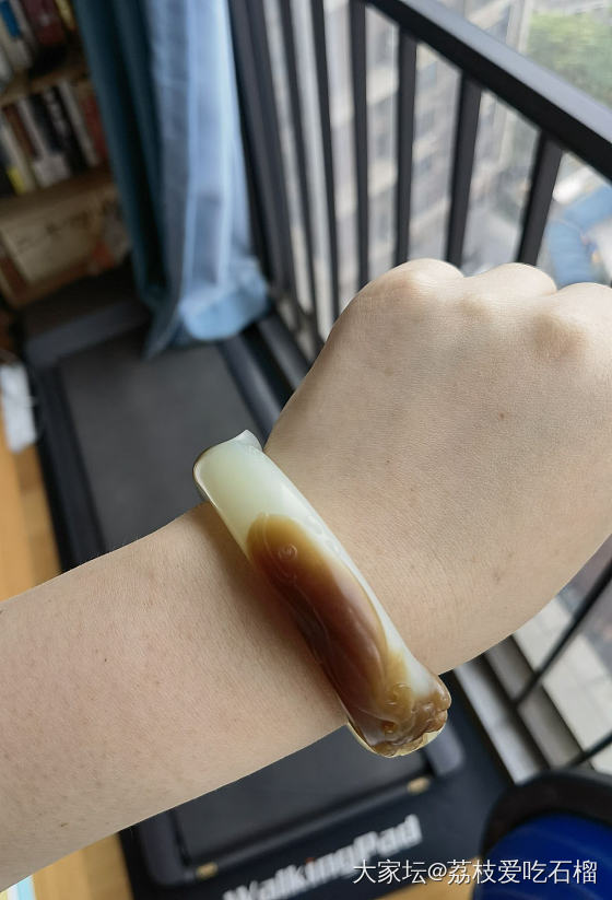 猫猫的玉镯_手镯和田玉
