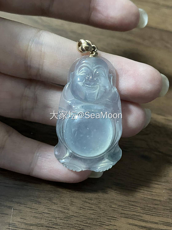 这尊佛麻烦大家给看个价_翡翠
