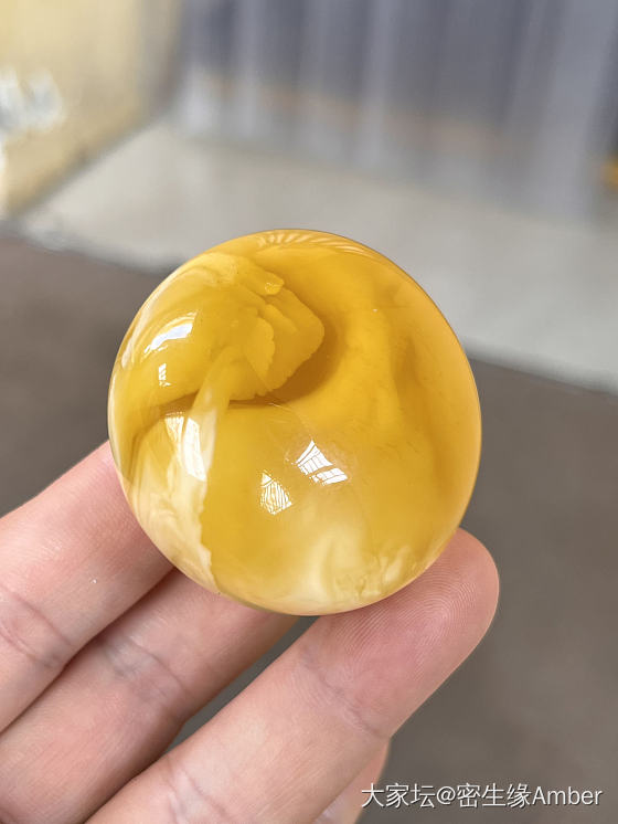红白相间，别样的美_琥珀蜜蜡