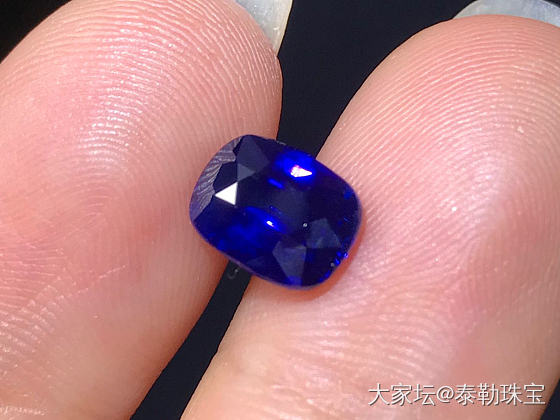 【泰勒彩宝】2.02ct 无烧皇家蓝 裸石新品_蓝宝石