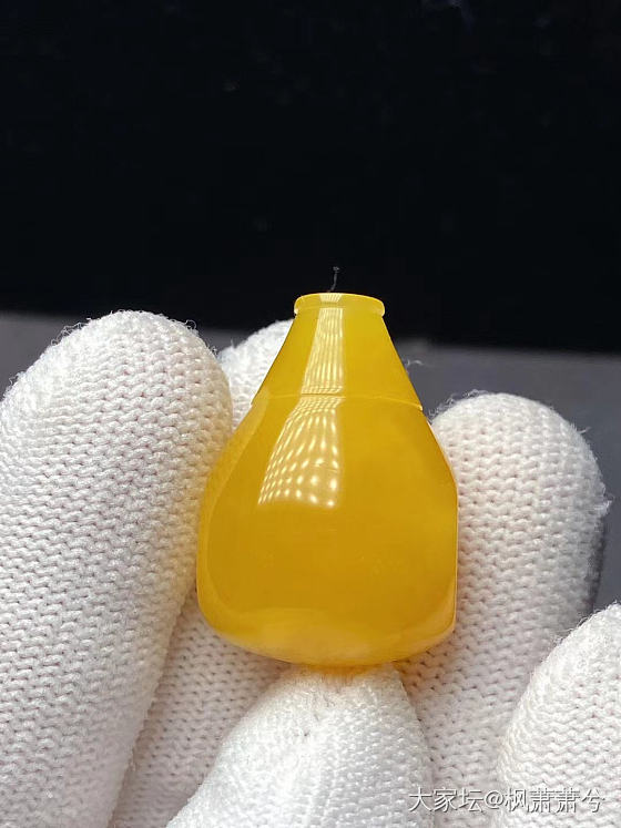 新品鸡油黄满蜜三通，精工细作，满蜜款，无杂裂，5.9克！_琥珀蜜蜡