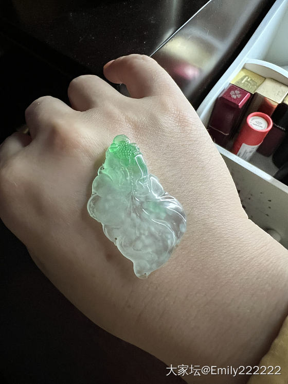 天儿热了…是不是该宠幸宠幸翡翠宝宝们了_翡翠和田玉