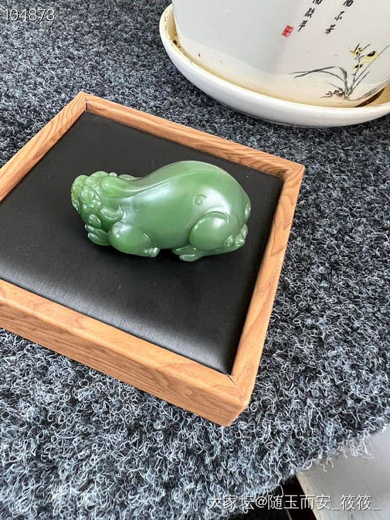 和田玉过灯无结构貔貅_和田玉