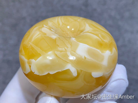 各种妖花纹路得扣子 有喜欢的吗？_琥珀蜜蜡