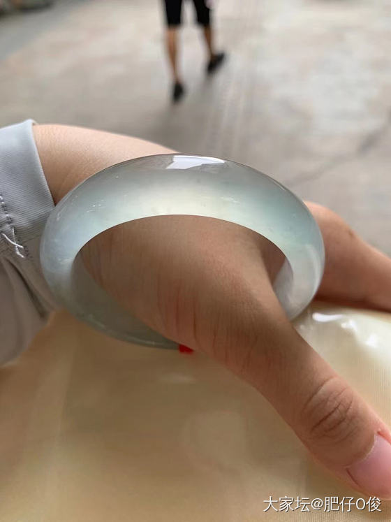 去年我对你爱搭不理，今年你令我高攀不起😂_手镯翡翠