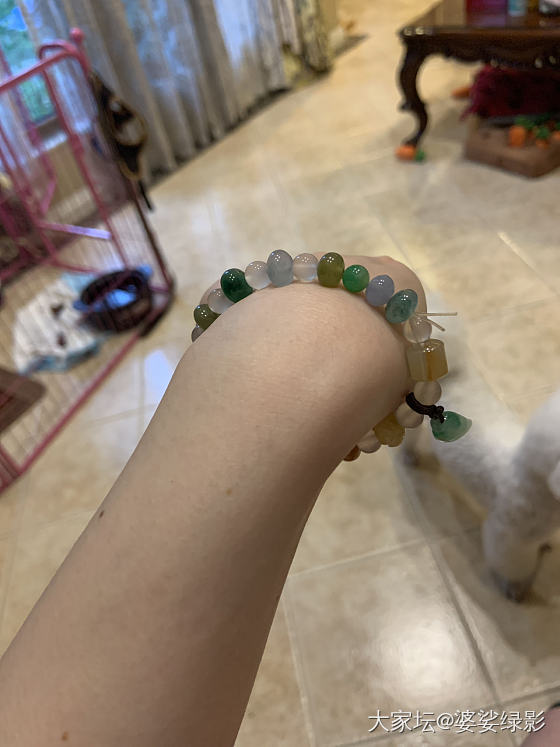 今天你们手上戴什么了_松石