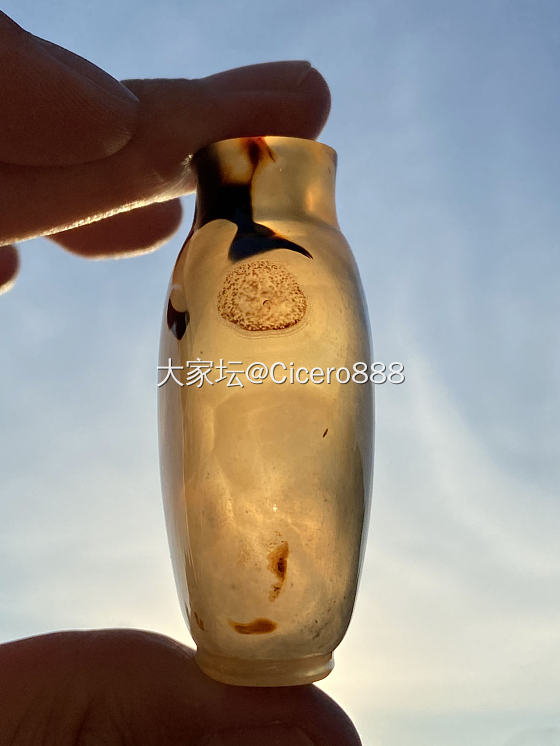 荷塘舞墨色_玉石