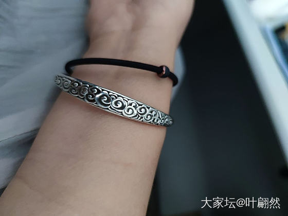 王师傅的云纹镯越来越美了_匠人银