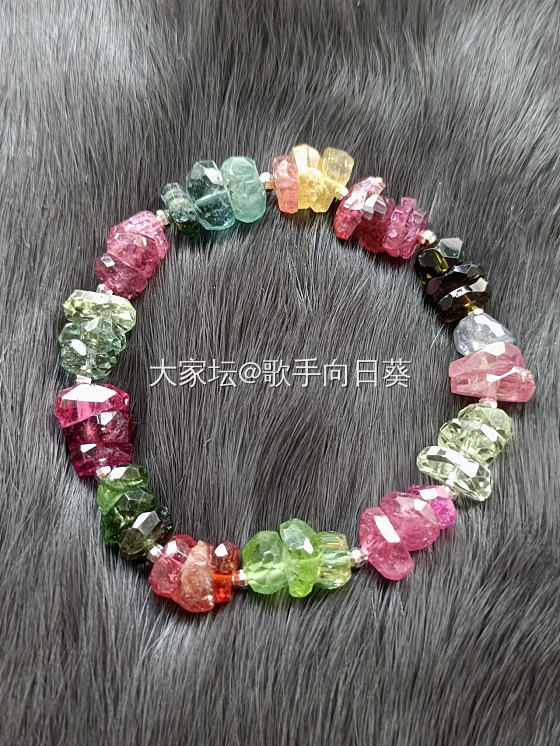 初来乍到，啥都不懂，希望坛友前辈们友善指点😊_珠串碧玺
