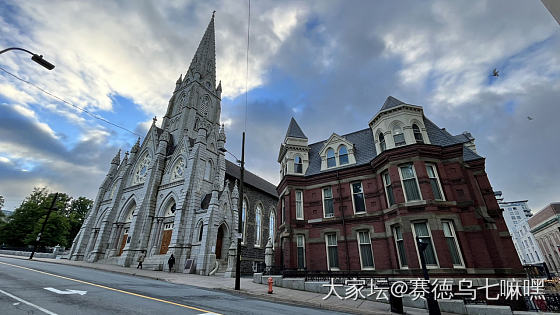 Halifax 我很喜欢，入住城里的酒店，在酒店周围逛了一圈_旅游