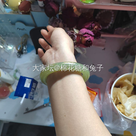 第一次晒晒自己的镯子，嘿嘿_手镯翡翠