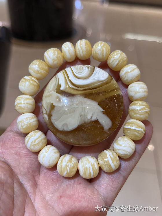 普货万千 不及精品一件_琥珀蜜蜡