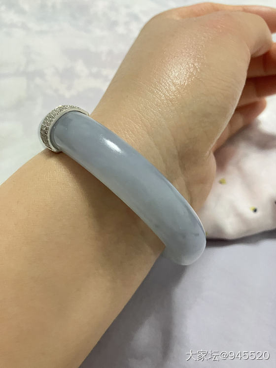 雾霾蓝本蓝_手镯翡翠