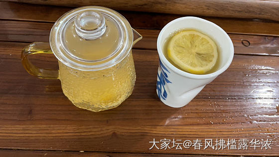 大暑。喝杯柠檬蜜啊。别喝奶茶了。_饮品