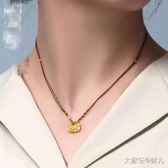 精致錾刻小花锁迷你款_金