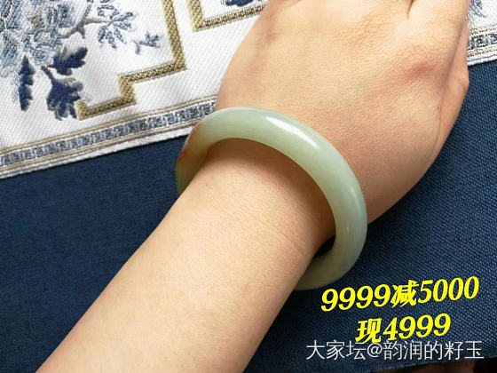 籽料手镯们（记录于2022.08.23）_和田玉