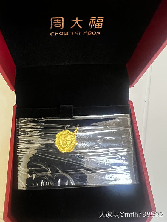 周大福之火漆樱花牌_金