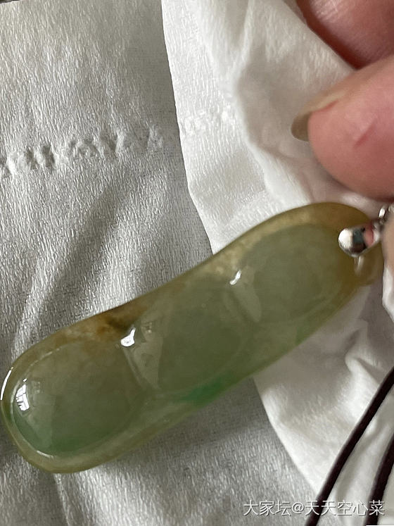 想入手一块豆荚，求各位大神帮看看是否可以_翡翠