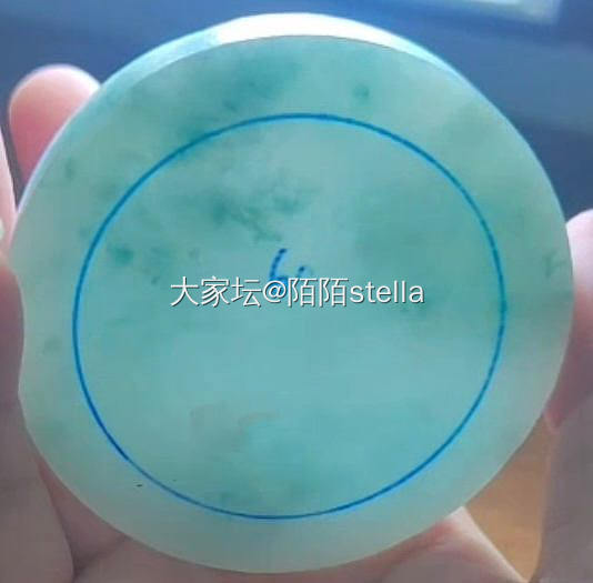 翡翠小白请大家帮忙看看选哪个，价位值得不_翡翠