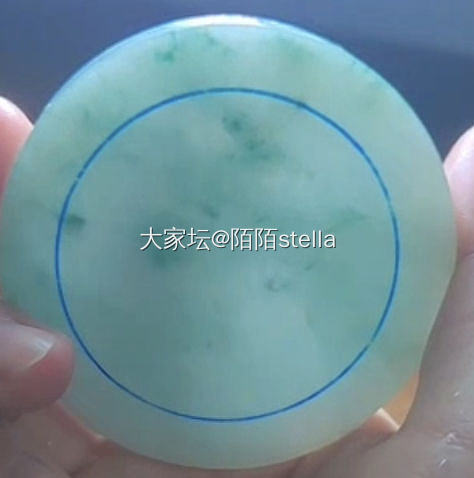翡翠小白请大家帮忙看看选哪个，价位值得不_翡翠