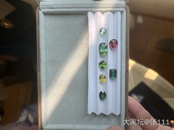 19年收集的各色碧玺_碧玺