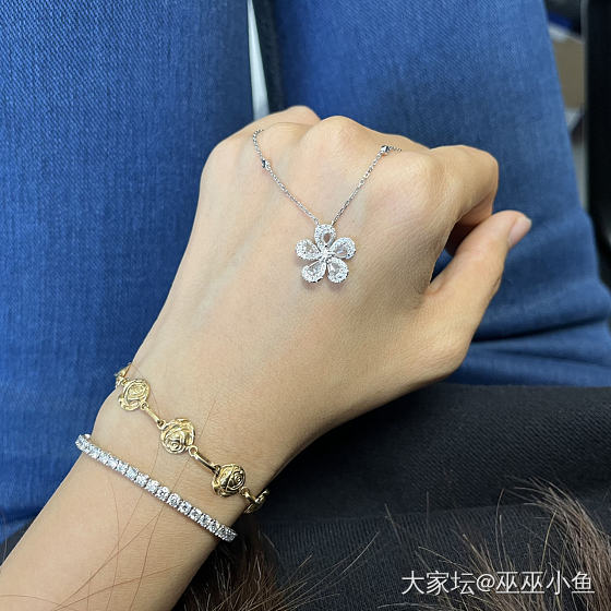 小玫瑰配碎钻_钻石