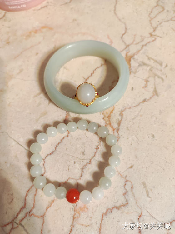 第一个和田蛋蛋戒指💍_戒指和田玉