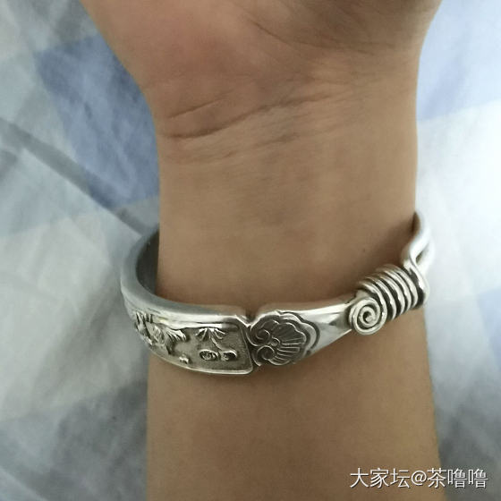 你们的银镯推圈容易勾头发吗？戴蚊烟香推圈银镯的烦恼_手饰银