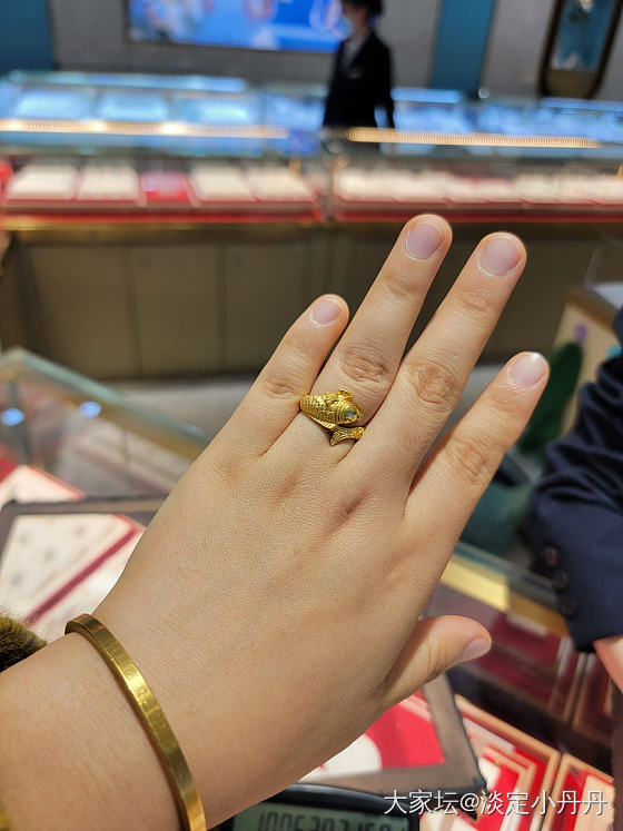 金价408，工费378，本地普通品牌，姐妹们我要下手吗，算一下460一克呢_金