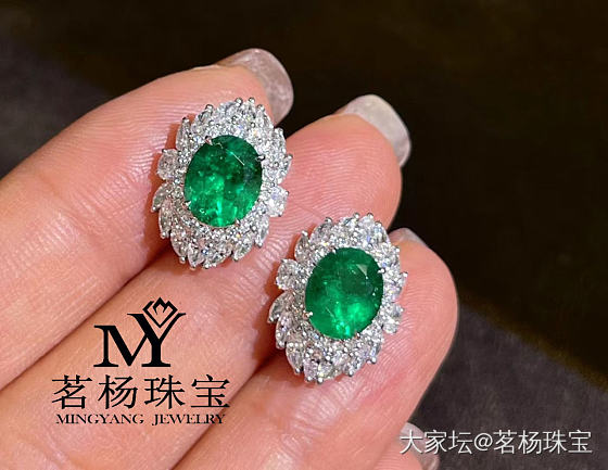 简约百搭祖母绿耳饰～_祖母绿