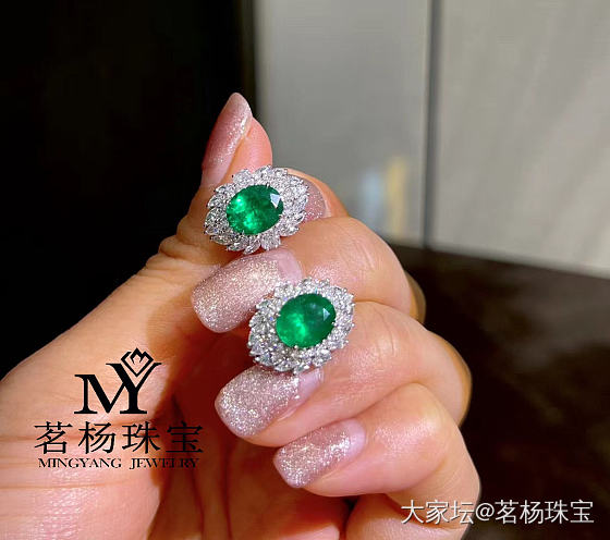 简约百搭祖母绿耳饰～_祖母绿