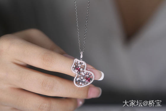 18K金天然红宝石钻石葫芦吊坠 福禄双至_名贵宝石