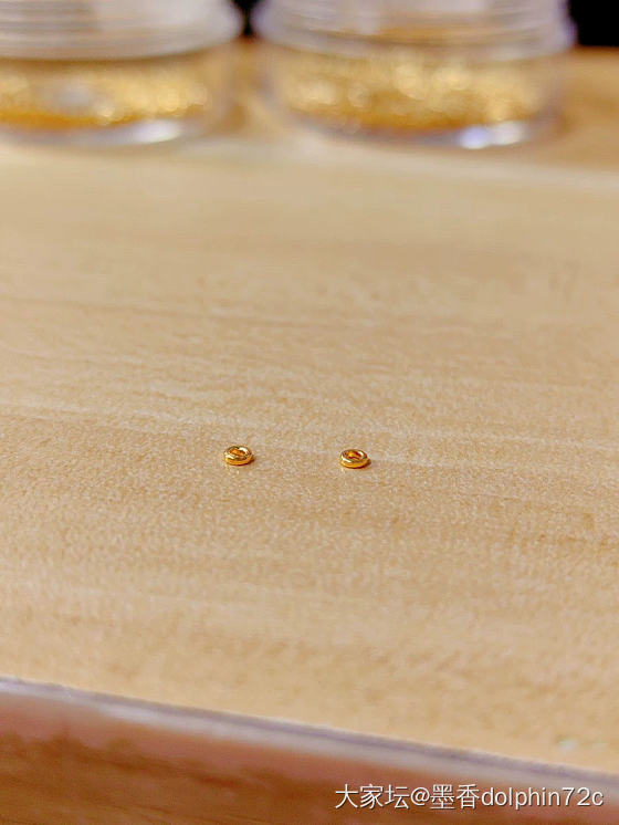 紧急求助，穿小金圈手链，应该买薄一点还是厚一点_金