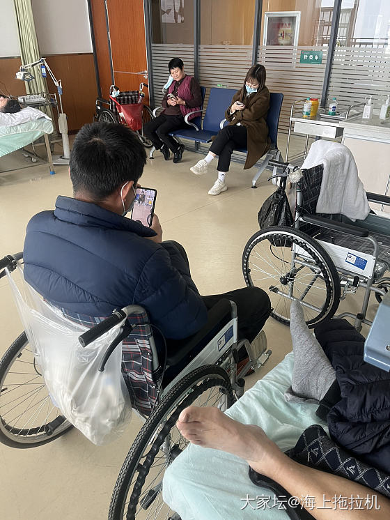 你在偷拍，你被偷拍🧐