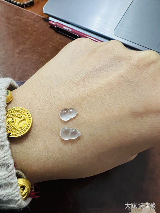 2023年新买的一对小葫芦_翡翠