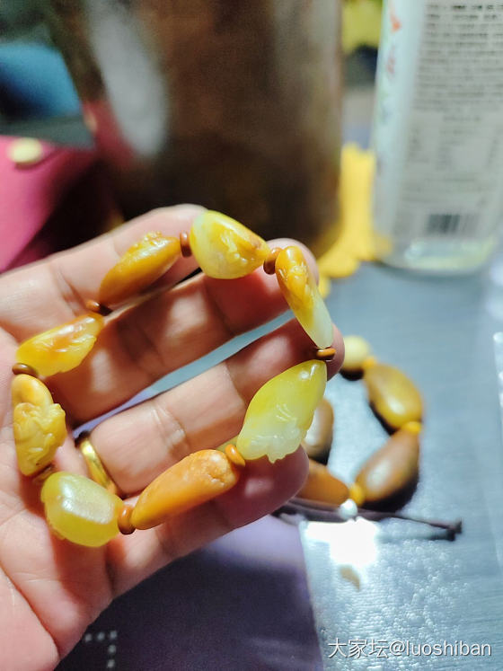 独乐乐不如众乐乐_珠串和田玉