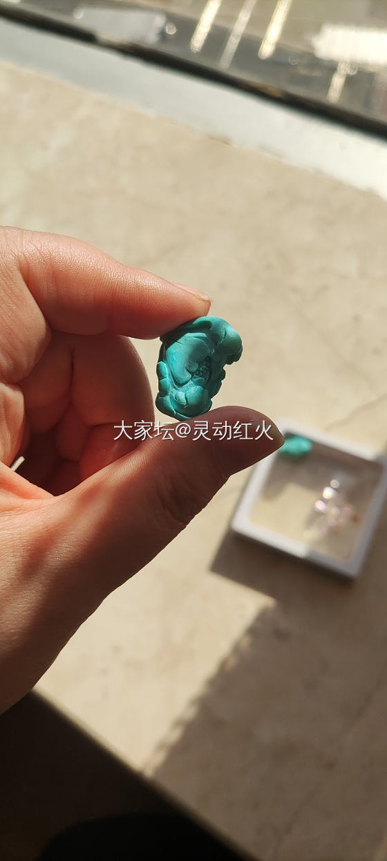 还是那串2380的瑕疵澳白，让心灵手巧的美女老板帮我拆卡串成了项链和手链_项链珍珠