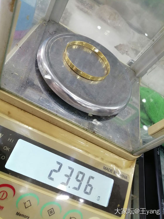 小金镯子。_手镯金