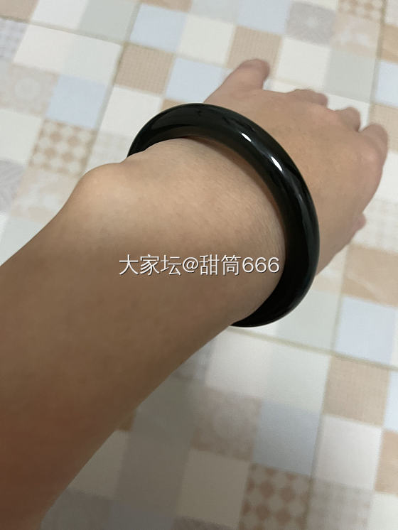 问大家能帮我看看这是什么玉吗_和田玉